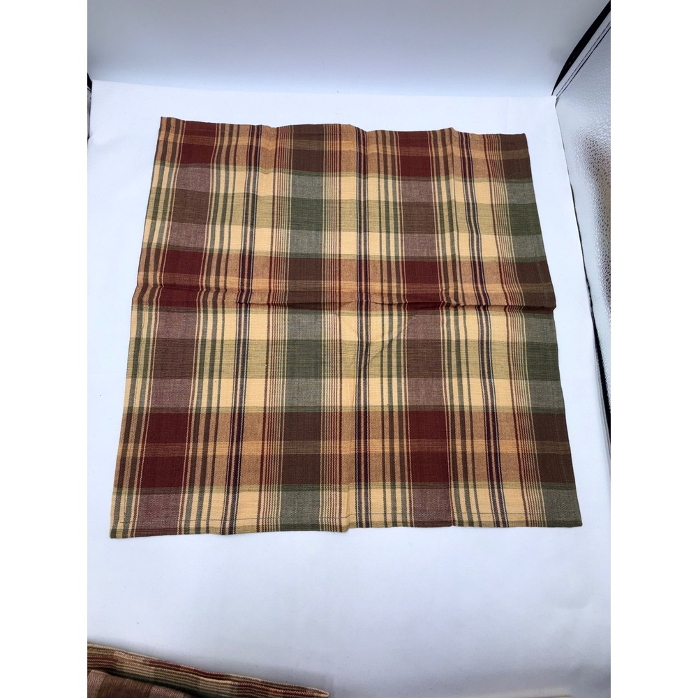 Park Designs Saffron Napkin Set 4 18x18 Burgundy Plaid Cotton Excellent